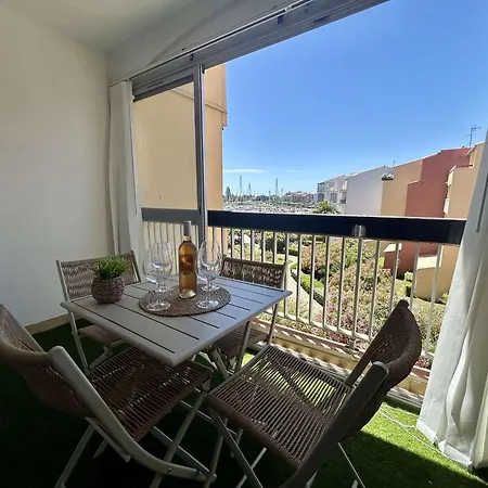 Appartement Appt 2 Pieces 4 Couchages Vue Port Cap D 'agde Ct020-253